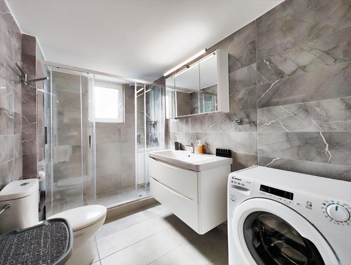 Etolou B5 - By Verde Apartments Athena Bagian luar foto